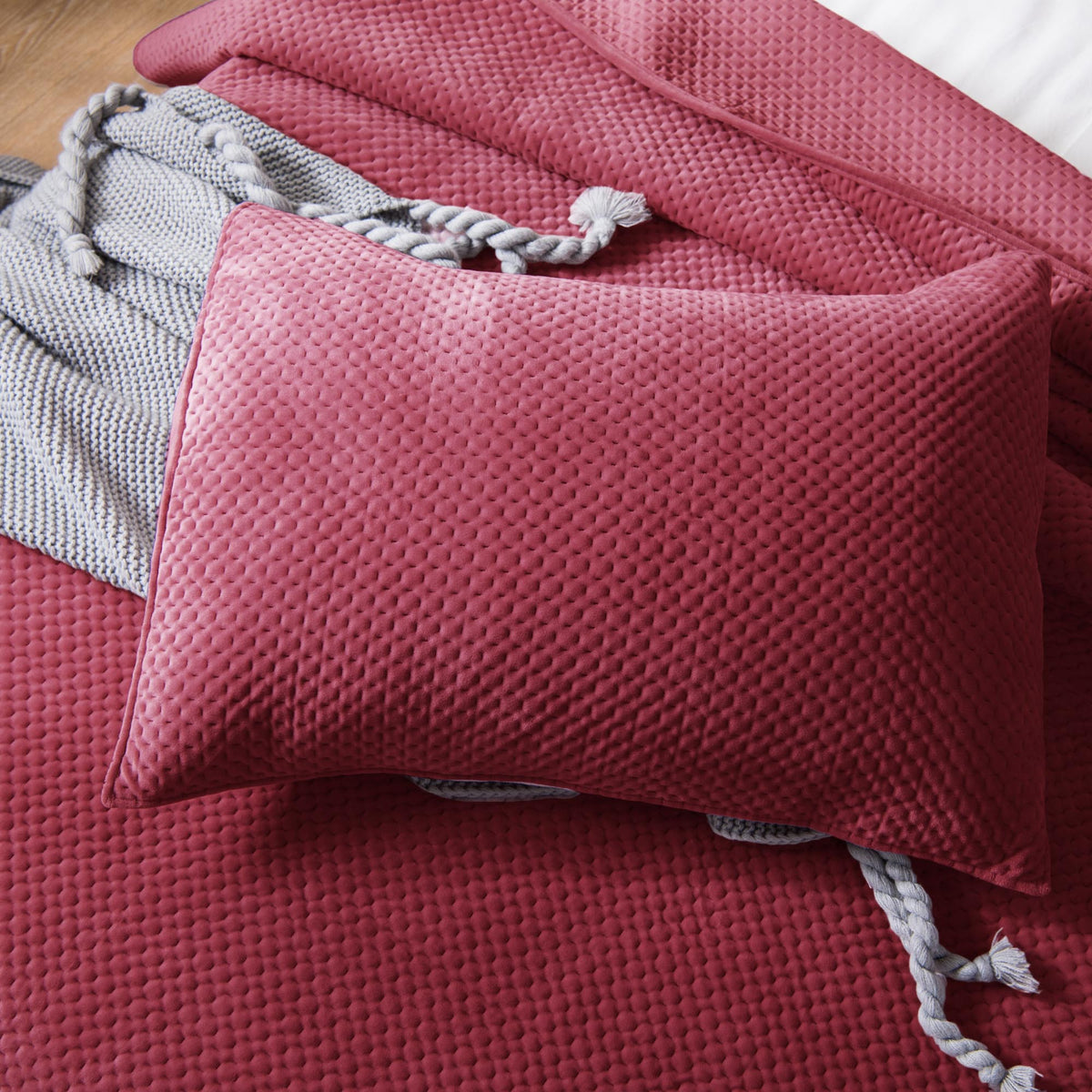 Kasentex Lightweight Velvet Bedspread Set Queen/King - Soft All Season Bedspread Coverlet