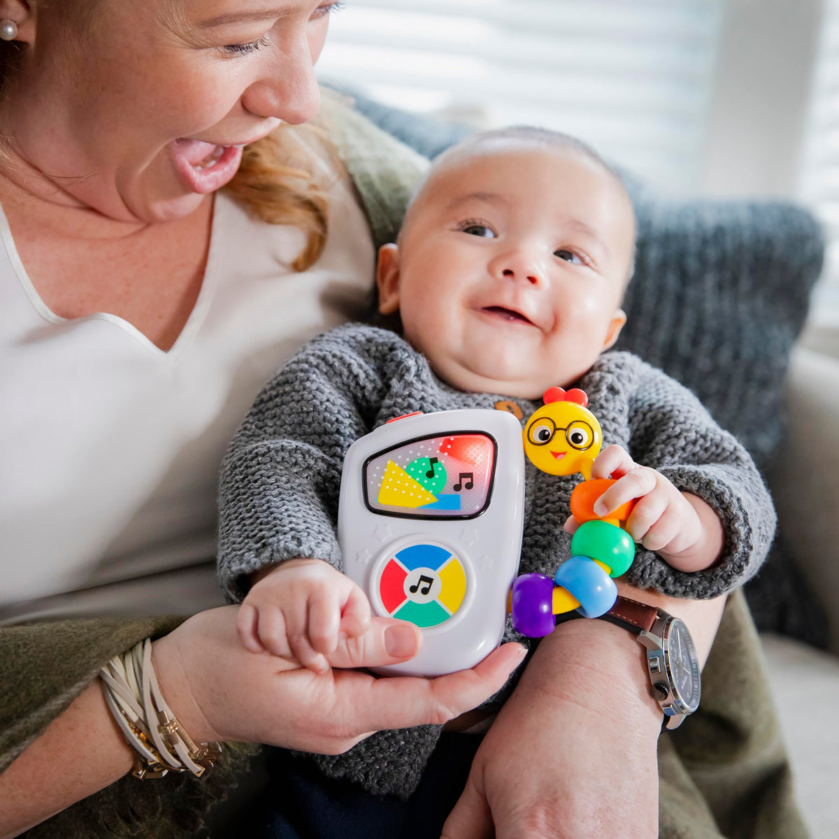 Newborn Portable Musical Baby Toy with Classical Tunes & Dancing Lights