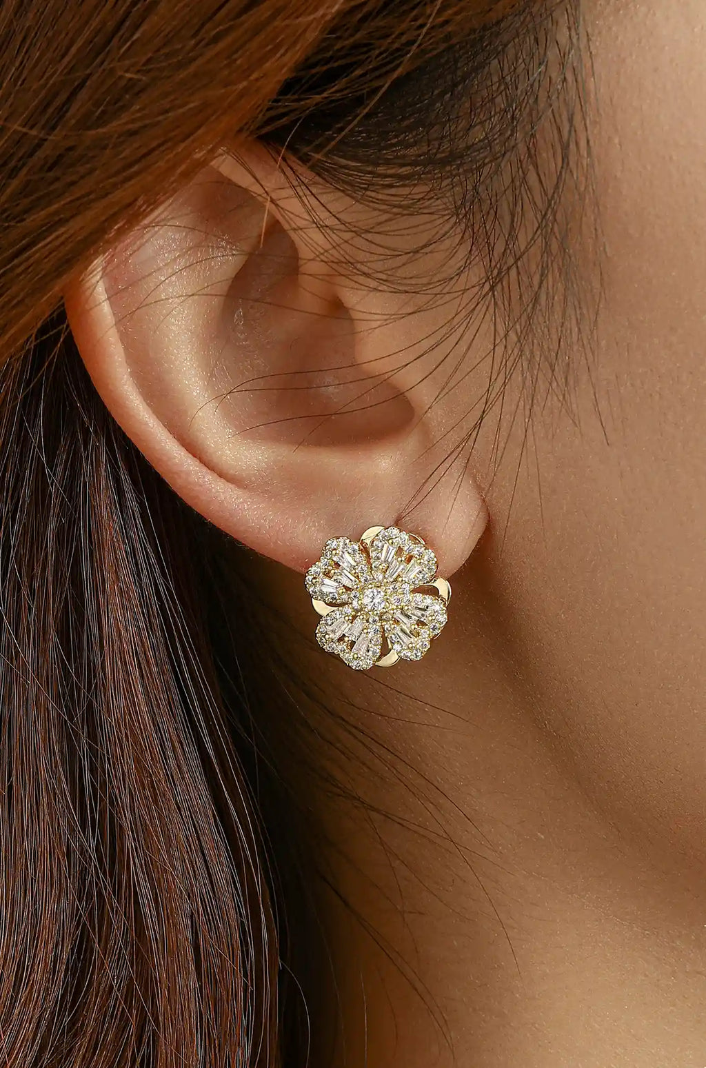 Spinning Clover Earrings