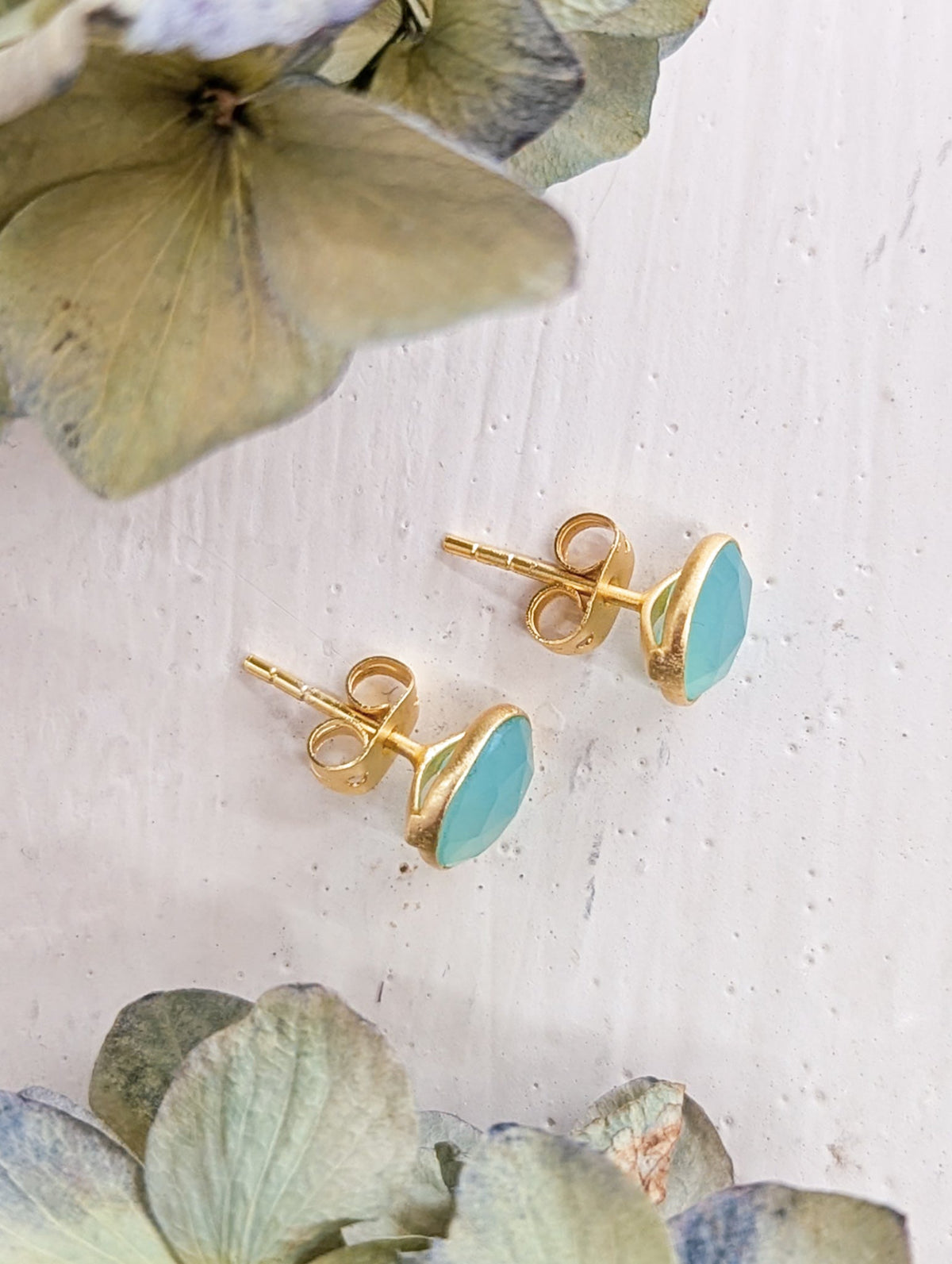 Pebble Stud Earrings - Gold