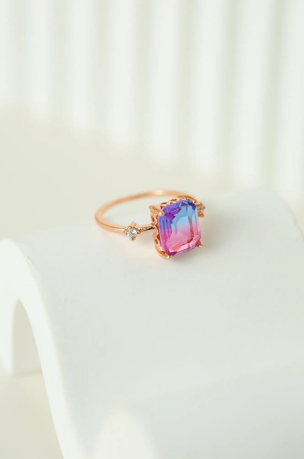 Gradient Pink Sapphire Ring