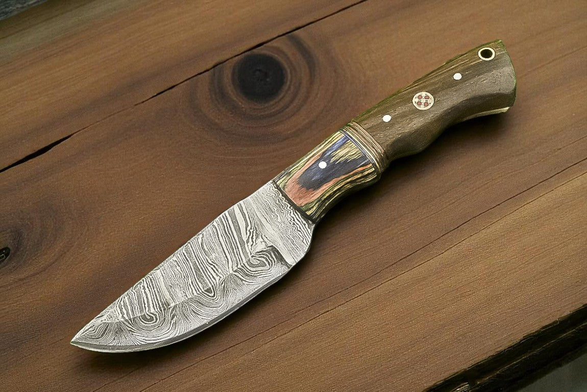 Handmade Damascus skinning Knife with Wooden Handle – 8"